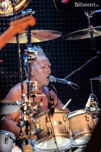 2-mike-terrana-band-christmas-rock-fest-2013-bucuresti-15