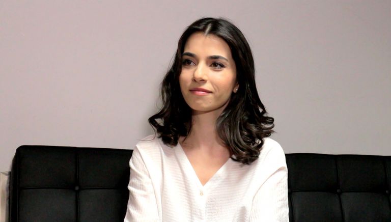 INTERVIU Alexandra Uşurelu: „Prin muzică eu nu caut succes, caut să fiu aproape de oameni şi de lumea lor interioară”